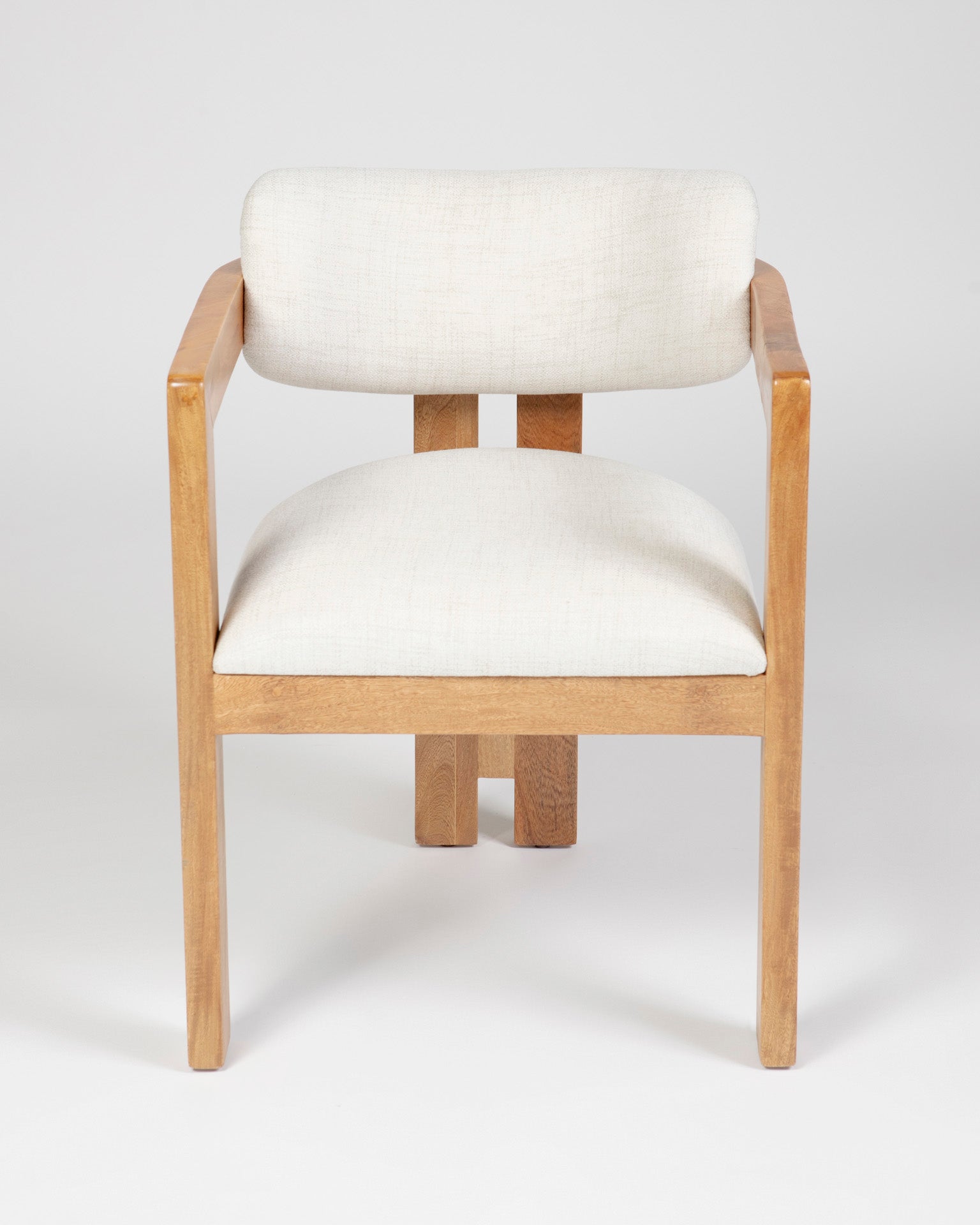 Silla Zari