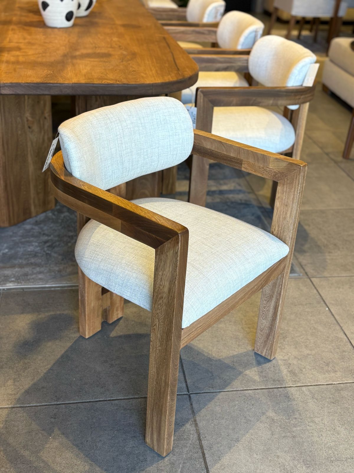 Silla Zari
